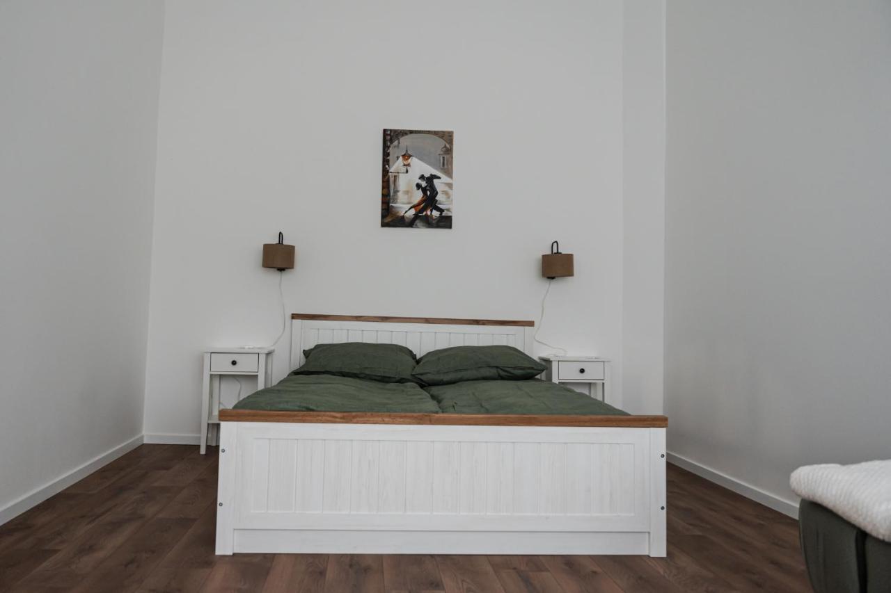 Volenter Lux Apartment Uno バヤ エクステリア 写真