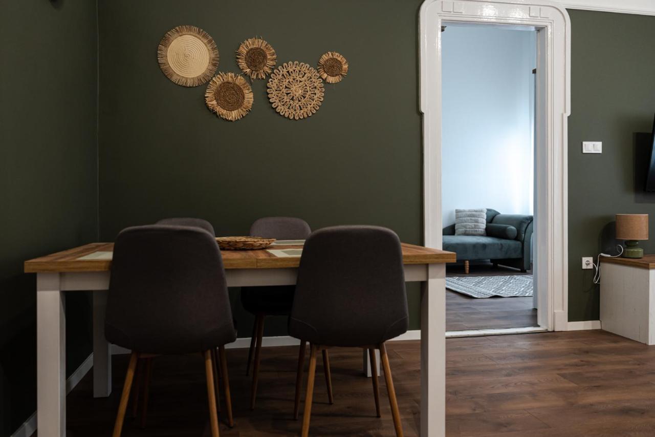 Volenter Lux Apartment Uno バヤ エクステリア 写真