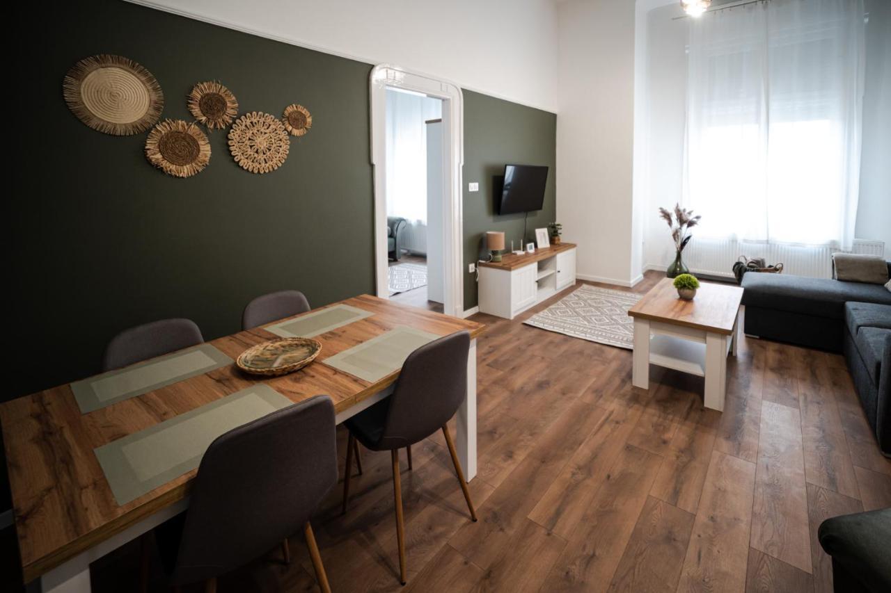 Volenter Lux Apartment Uno バヤ エクステリア 写真